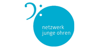 Junge Ohren